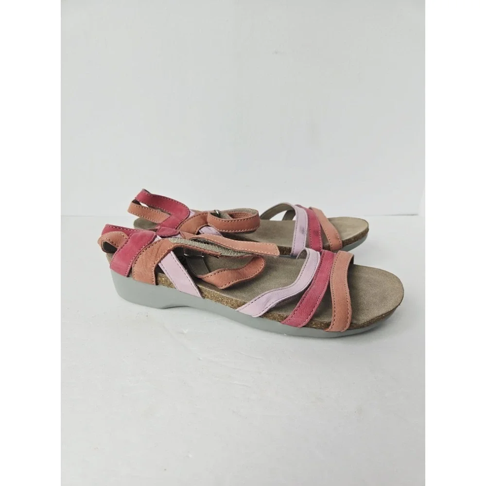 Munro Womens Leather Comfort Walking Wedge Sandal - Size 8 pink